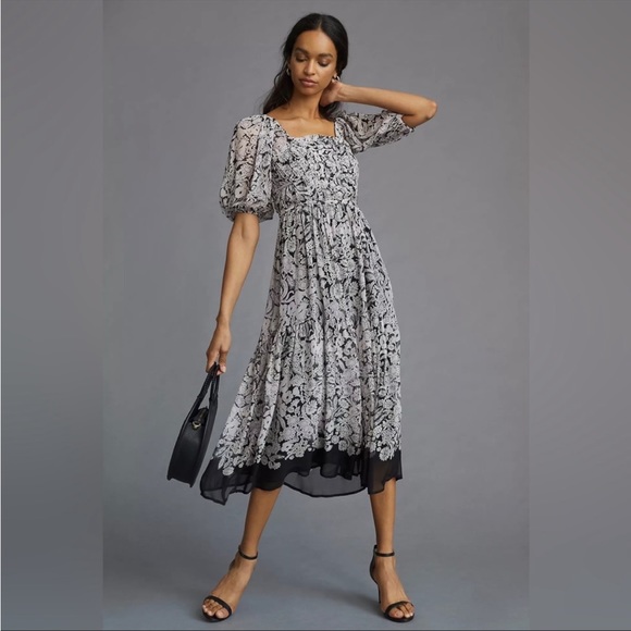 Anthropologie Dresses & Skirts - Anthropologie Paisley printed dress